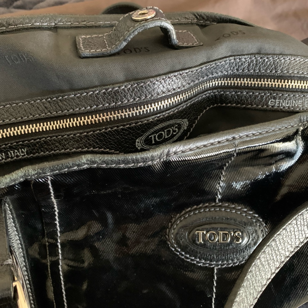 TOD’S G-Line Sacca Black Patent Leather Tote Crossbody Bag with Dust Bag - Picture 7 of 14